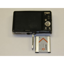 Замена аккумулятора Sony Cyber-shot DSC-W690